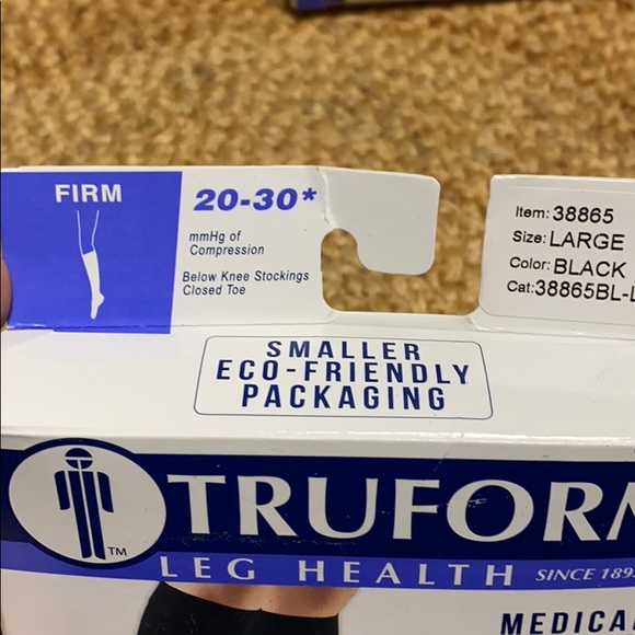 TruForm Men or Womens Compression socks Black - Picture 2 of 8